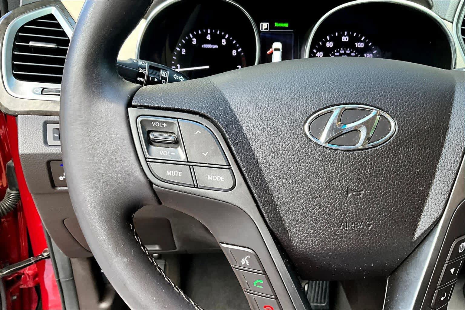 Used 2017 Hyundai Santa Fe Sport FWD image 23