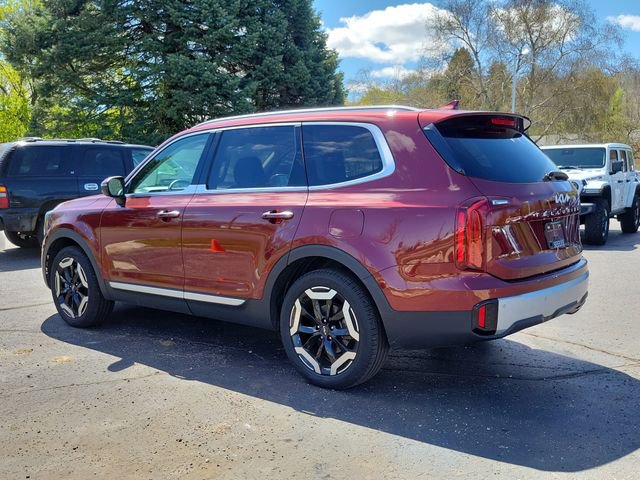 Used 2024 Kia Telluride S w/ S Sunroof Package image 4
