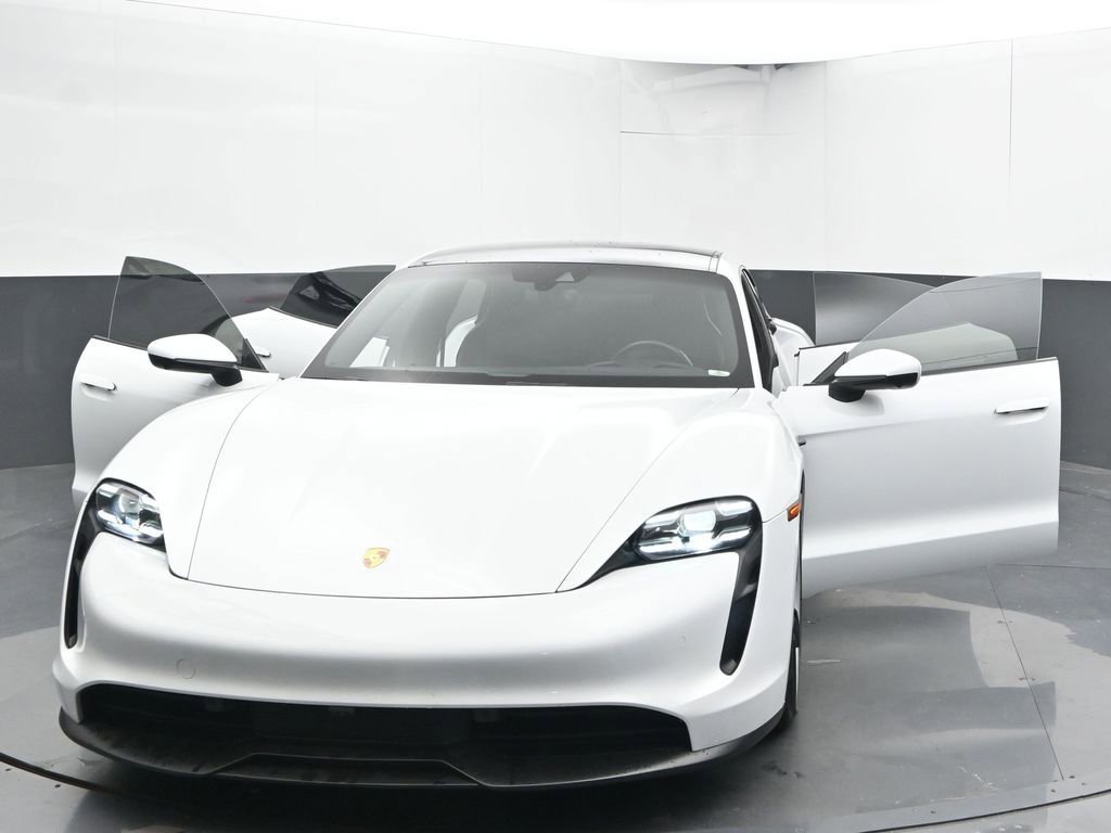 Used 2020 Porsche Taycan 4S image 55