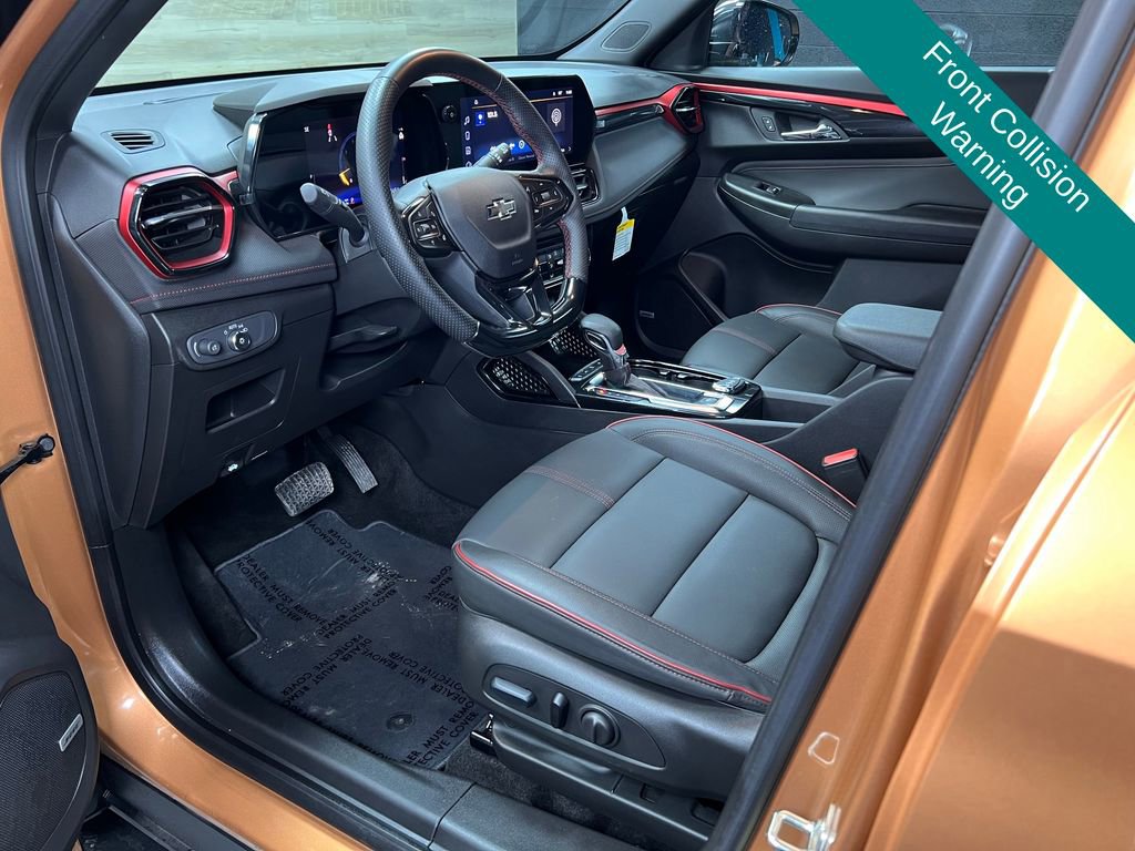 Used 2024 Chevrolet TrailBlazer RS w/ Convenience Package image 3