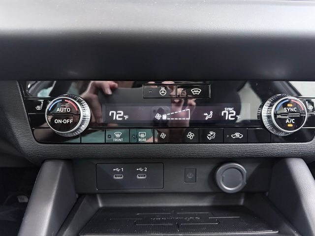 New 2026 Mitsubishi Outlander AWD image 37
