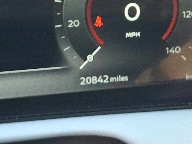 Used 2023 Nissan Ariya EVOLVE+ image 25