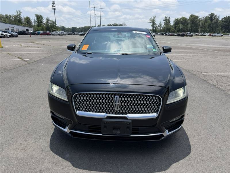 Used 2018 Lincoln Continental Select FWD image 2