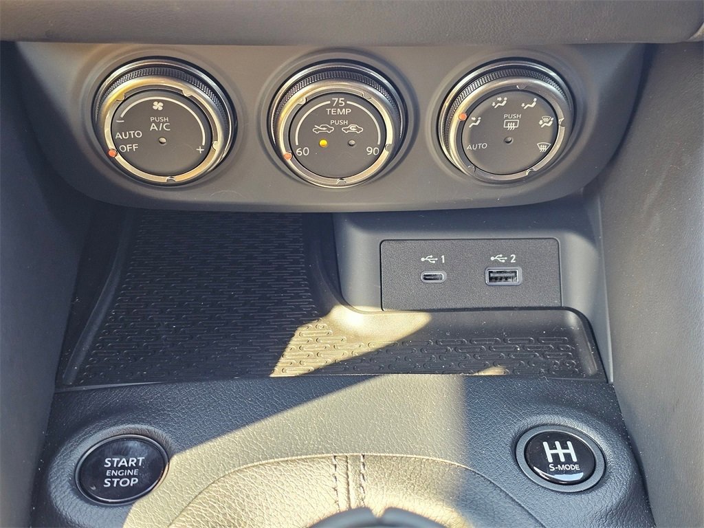 New 2025 Nissan Z Performance w/ Floor Mat Package image 16