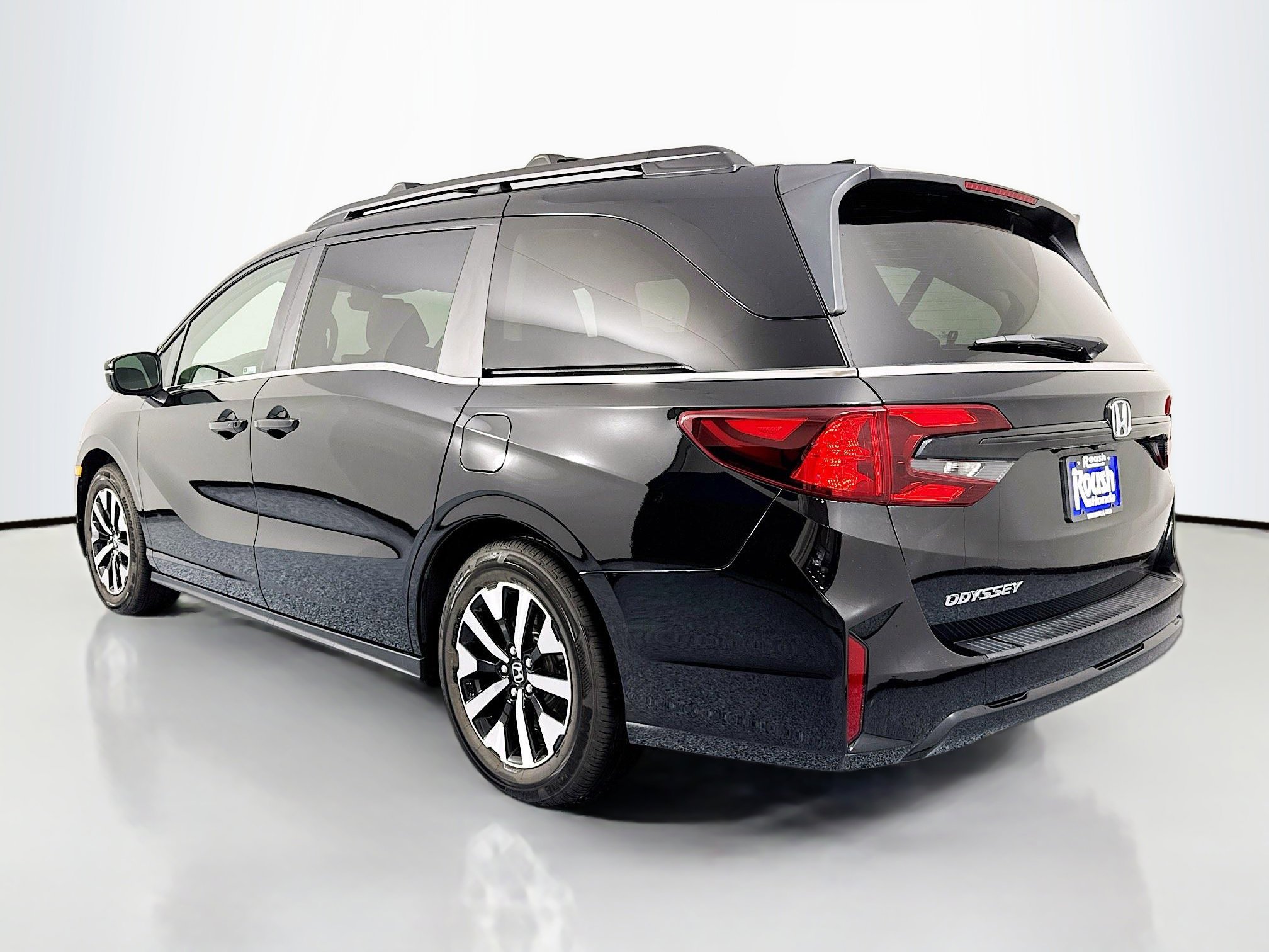 Certified 2026 Honda Odyssey EX-L image 7