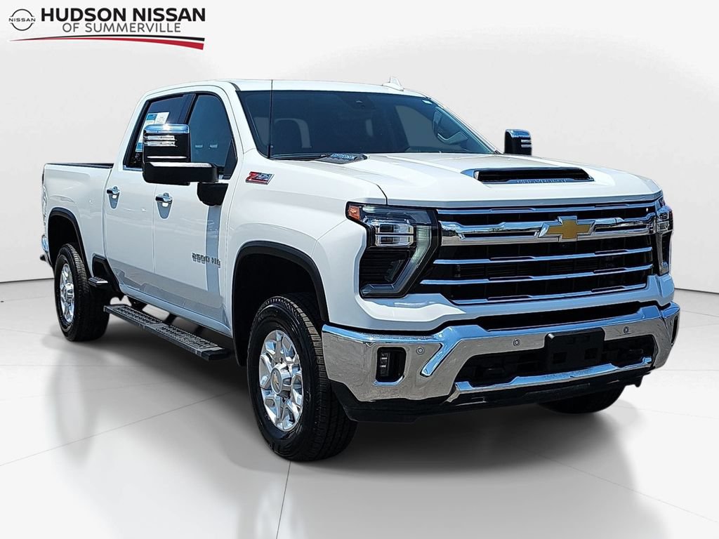 Used 2025 Chevrolet Silverado 2500 LTZ w/ LTZ Premium Package AWD/4WD image 1