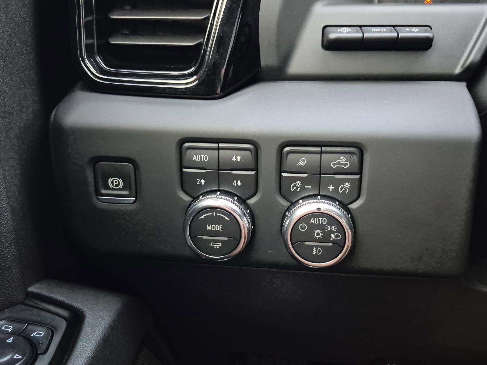 Certified 2024 GMC Sierra 1500 AT4 w/ Technology Package AWD/4WD image 20