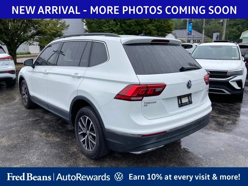 Used 2018 Volkswagen Tiguan SE w/ Panoramic Sunroof Package AWD/4WD image 4