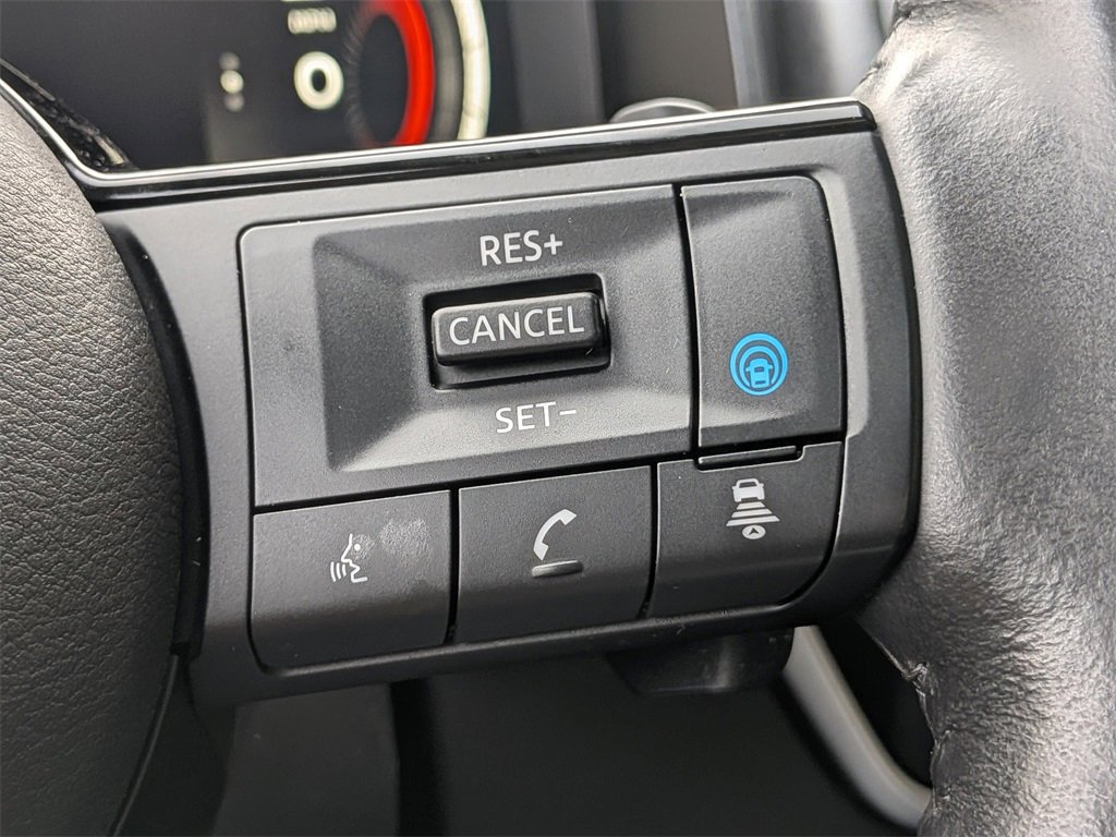 Used 2023 Nissan Rogue Platinum w/ Platinum Premium Package image 28