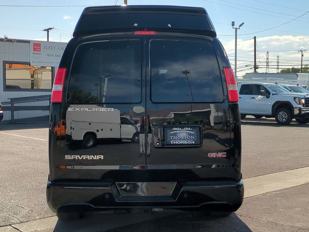 New 2025 GMC Savana 2500 Extended w/ Driver Convenience Package image 5