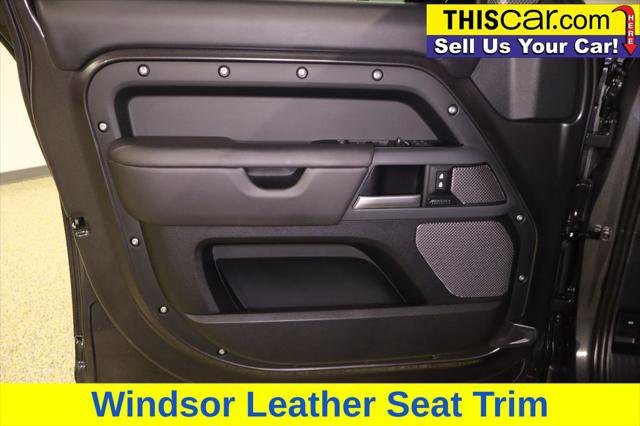 Used 2024 Land Rover Defender 110 X image 36