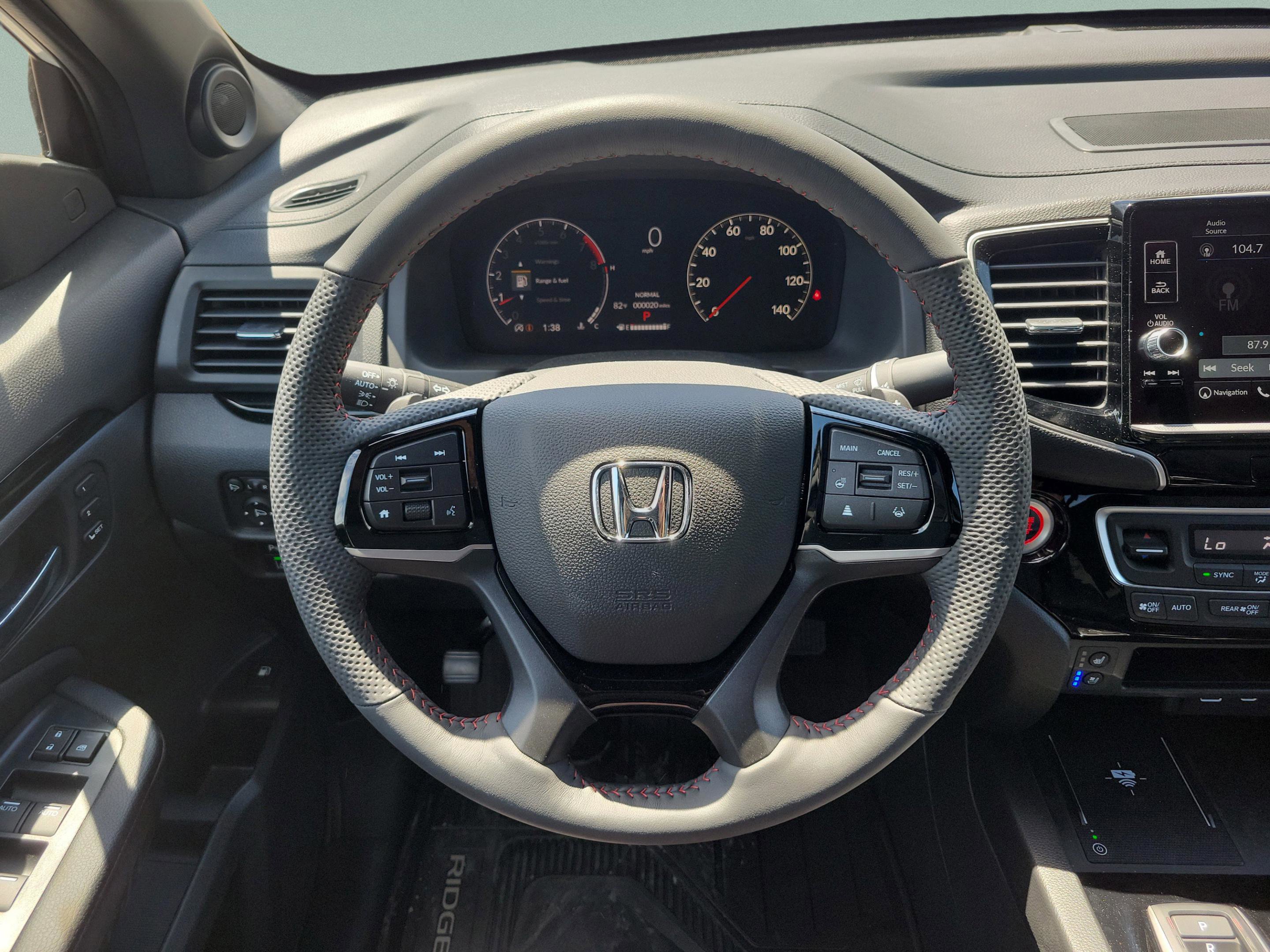 New 2026 Honda Ridgeline Black Edition image 13