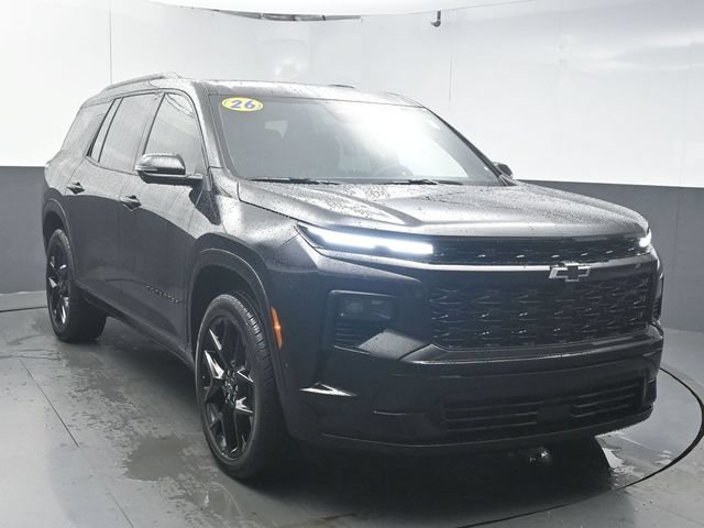 Used 2026 Chevrolet Traverse RS FWD image 2