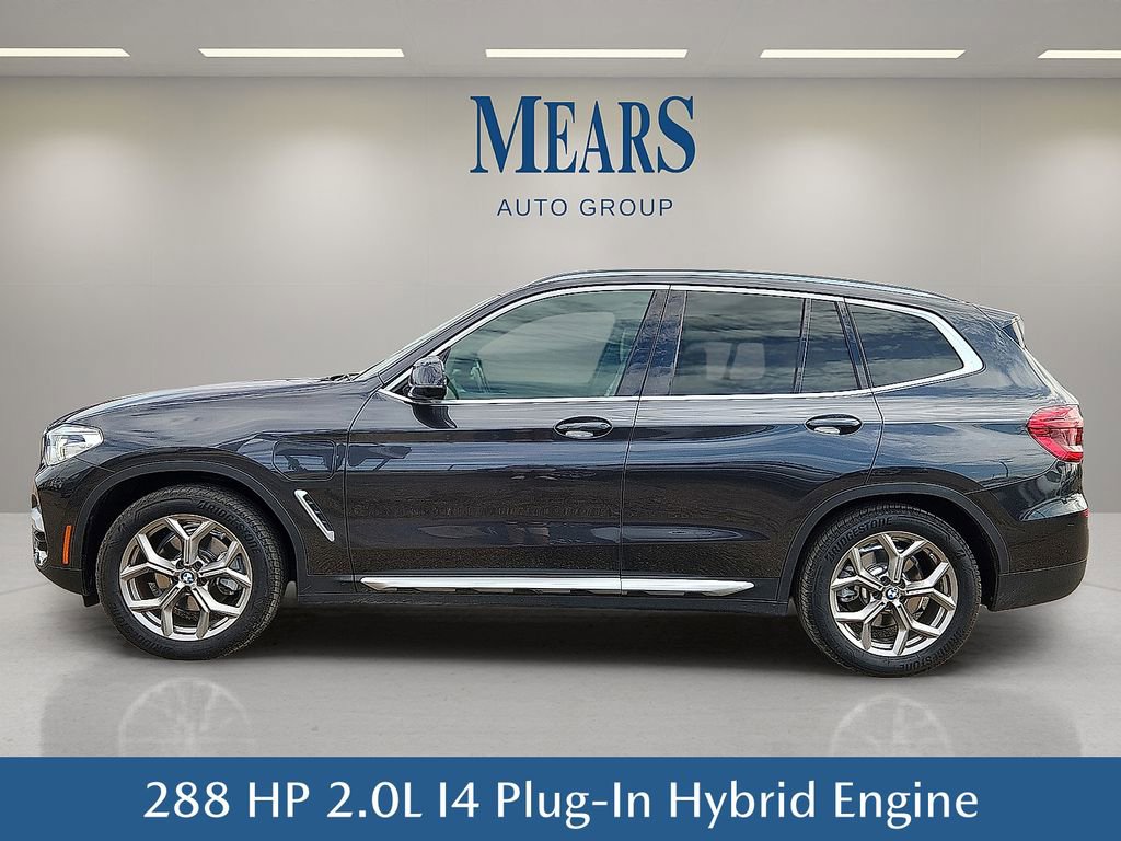 Used 2021 BMW X3 xDrive30e w/ Convenience Package image 3