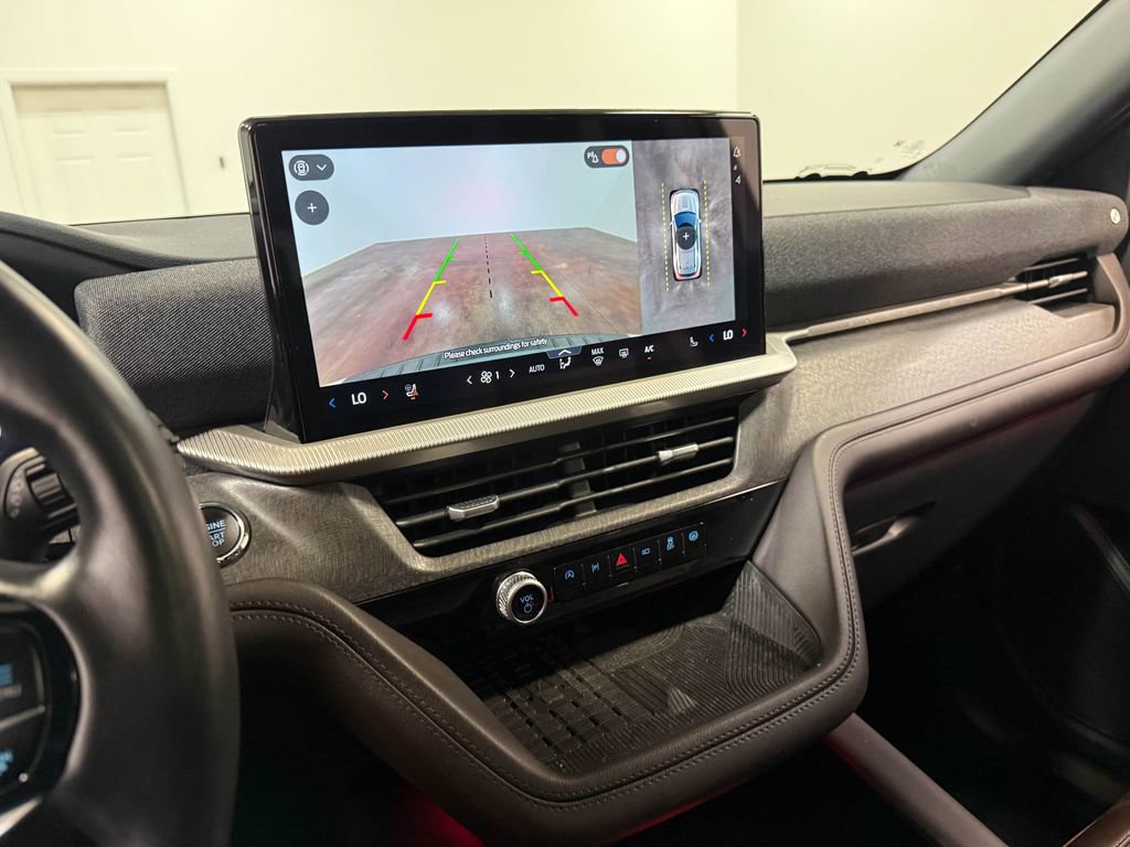 Used 2025 Ford Explorer Platinum w/ LUX Leather Package image 82