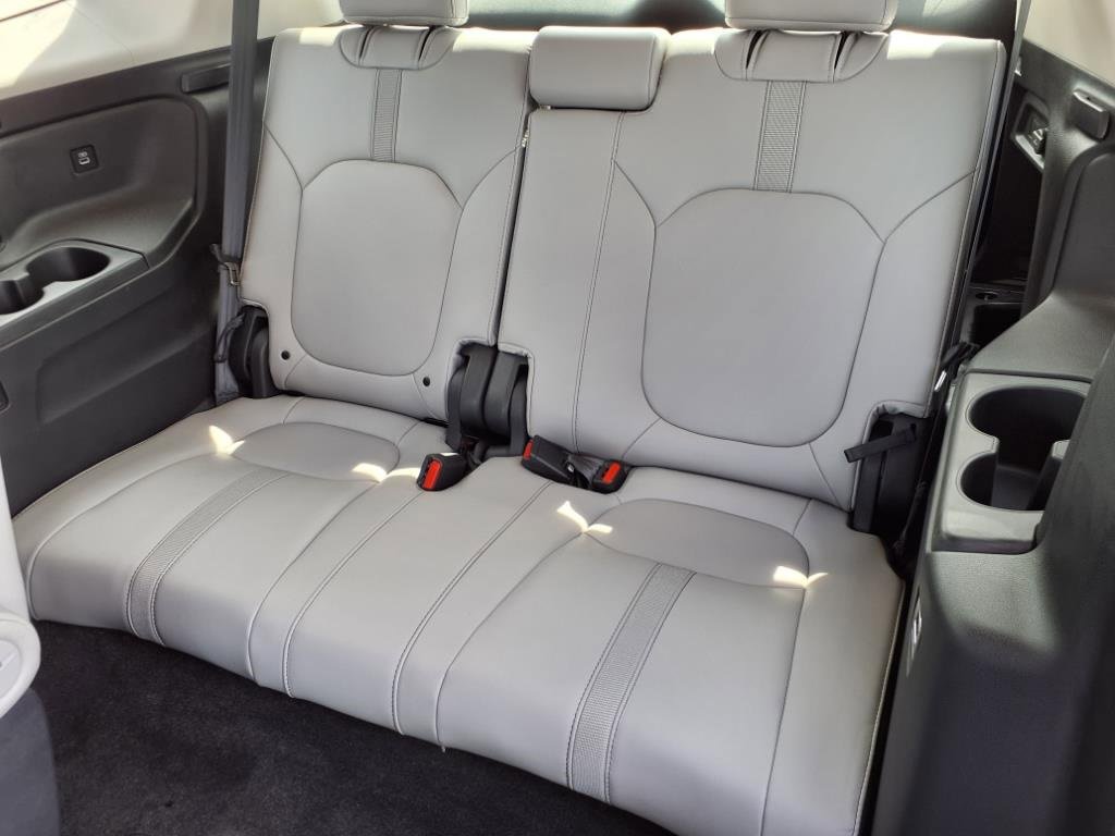 Used 2023 Honda Pilot EX-L image 14