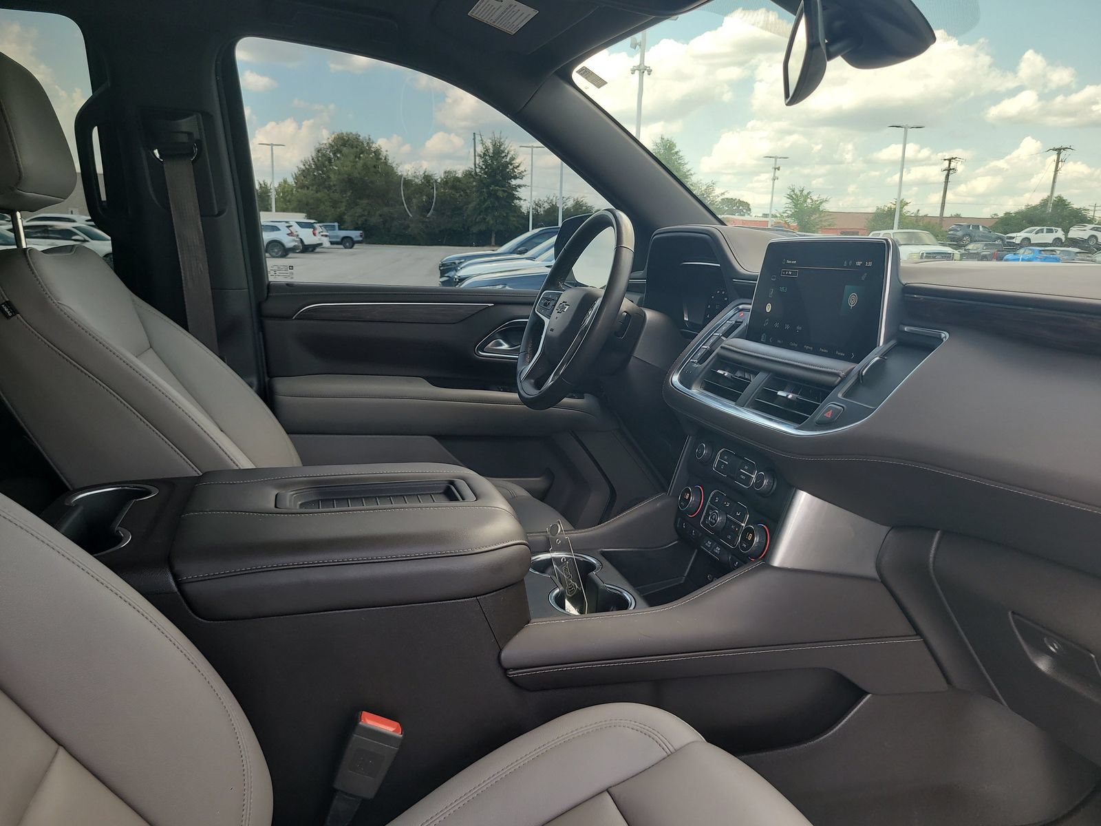 Used 2022 Chevrolet Tahoe Z71 AWD/4WD image 30