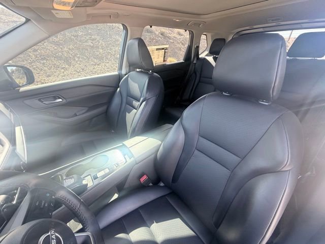 Certified 2024 Nissan Rogue SV w/ SV Premium Package FWD image 24