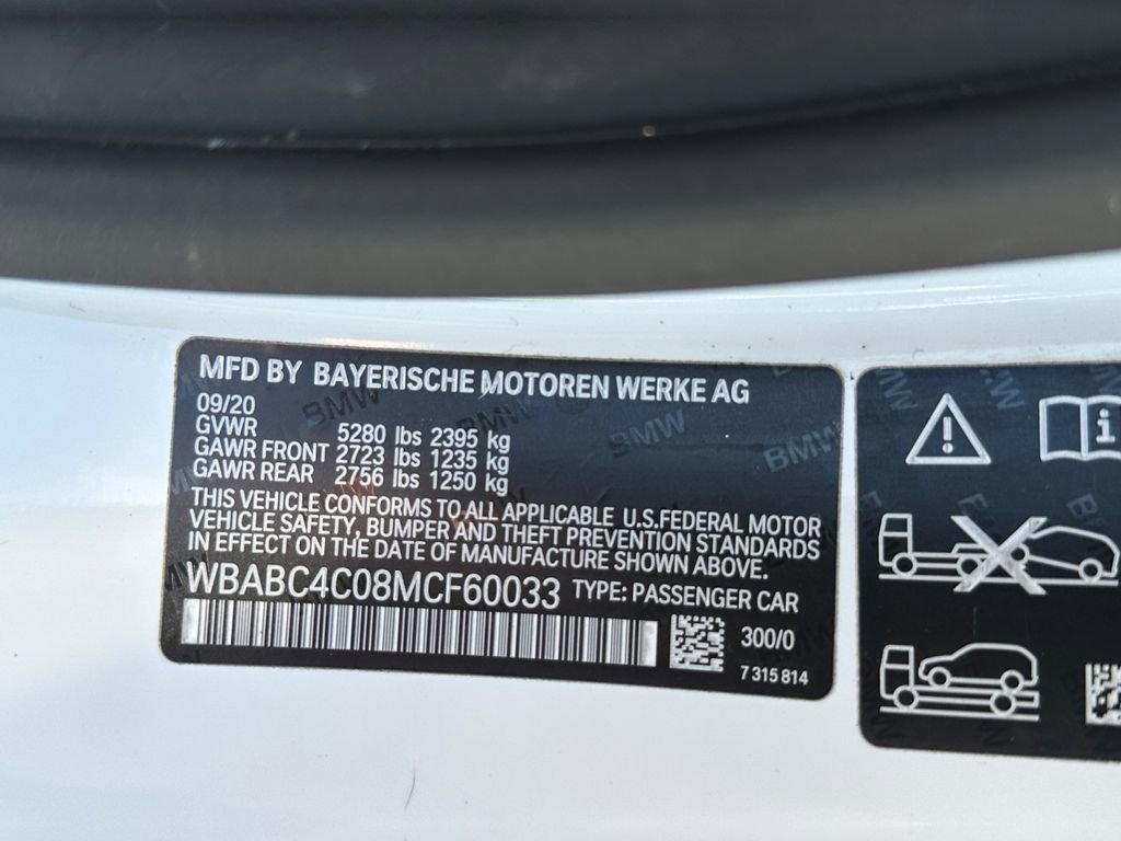 Used 2021 BMW M850i xDrive Coupe w/ M Carbon Exterior Package AWD/4WD image 17