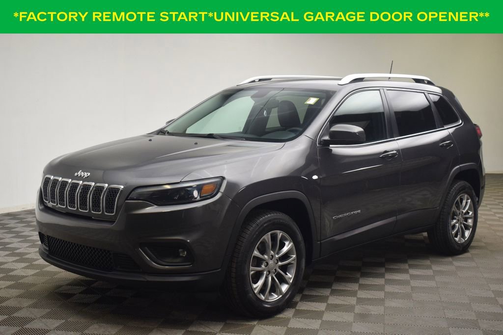 Used 2019 Jeep Cherokee Latitude Plus w/ Comfort/Convenience Group image 2