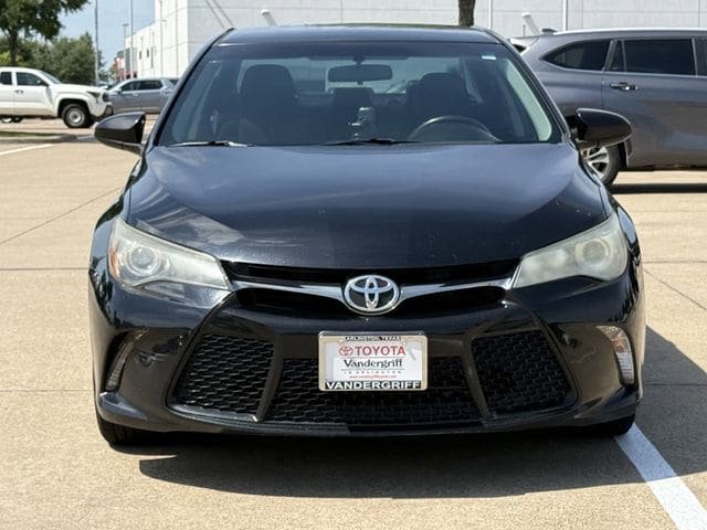 Used 2015 Toyota Camry SE FWD image 8