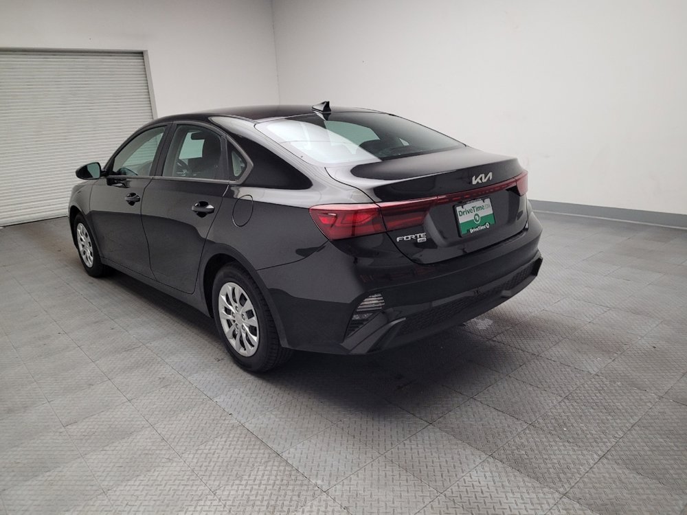 Used 2024 Kia Forte LX FWD image 5