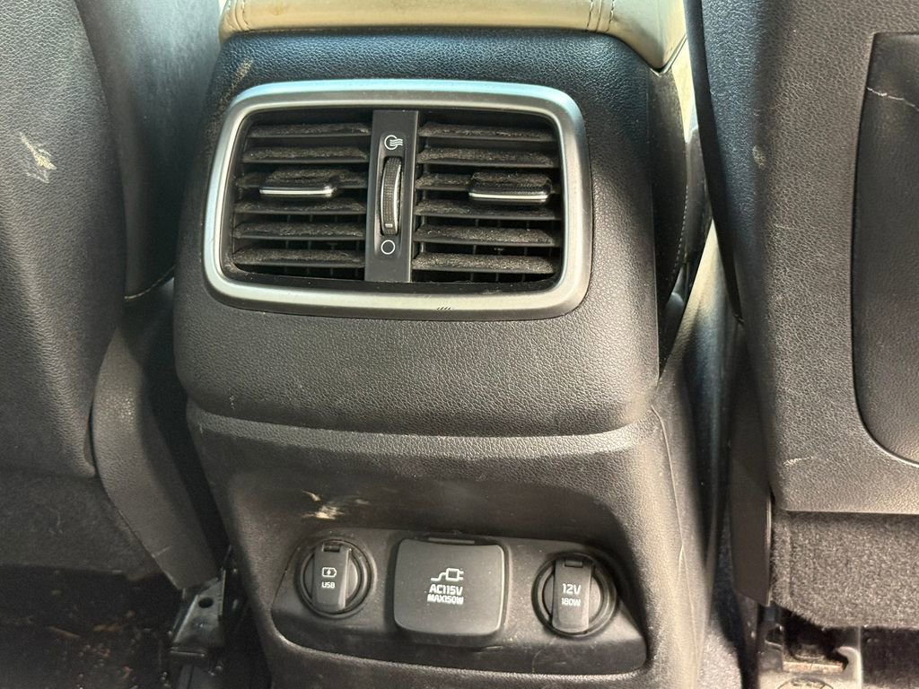 Used 2016 Kia Sorento SX w/ SXL Technology Package image 5