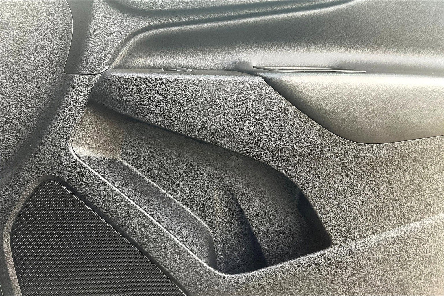 Used 2023 Chevrolet Equinox LT w/ LPO, Floor Liner Package image 20