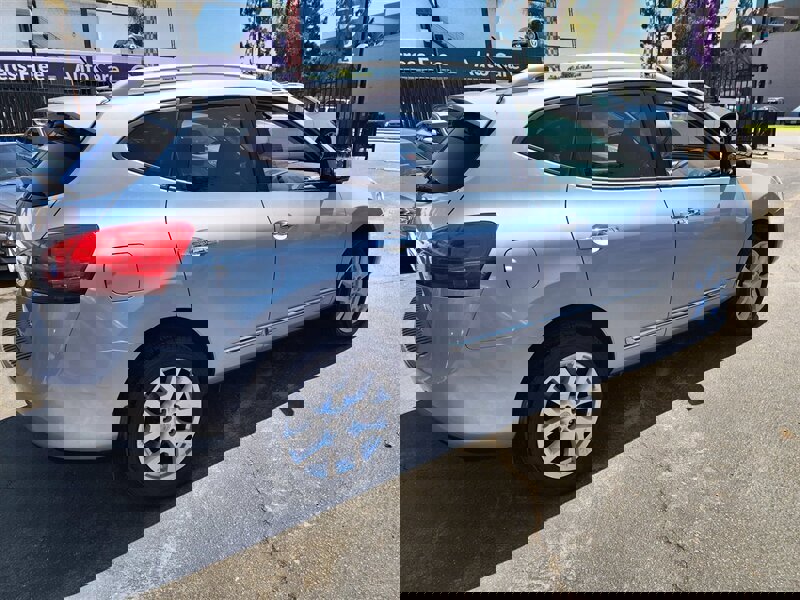 Used 2012 Nissan Rogue SL image 6