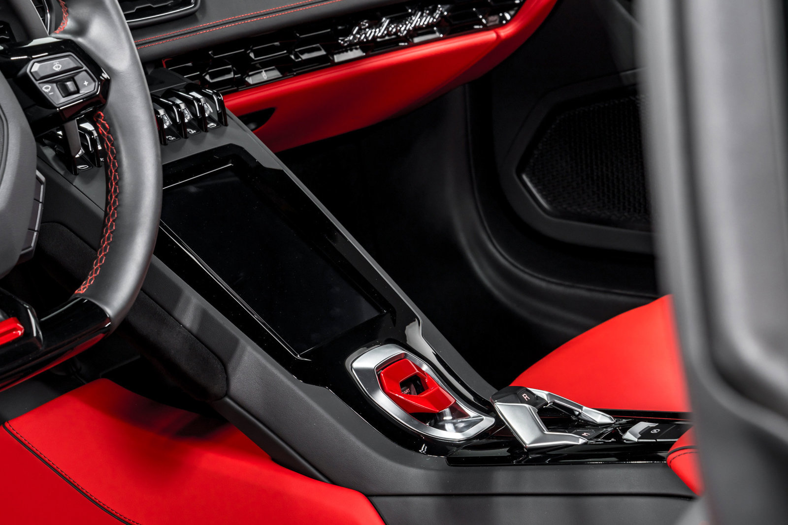 Used 2021 Lamborghini Huracan EVO RWD image 22