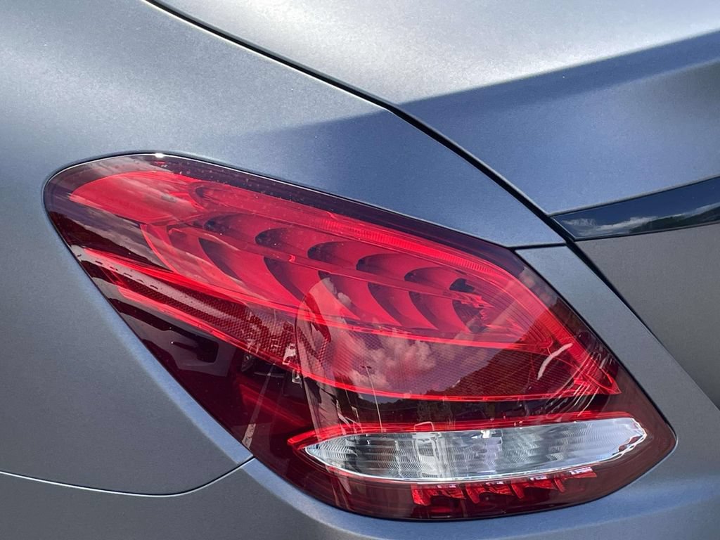 Used 2016 Mercedes-Benz C 300 4MATIC Sedan image 8