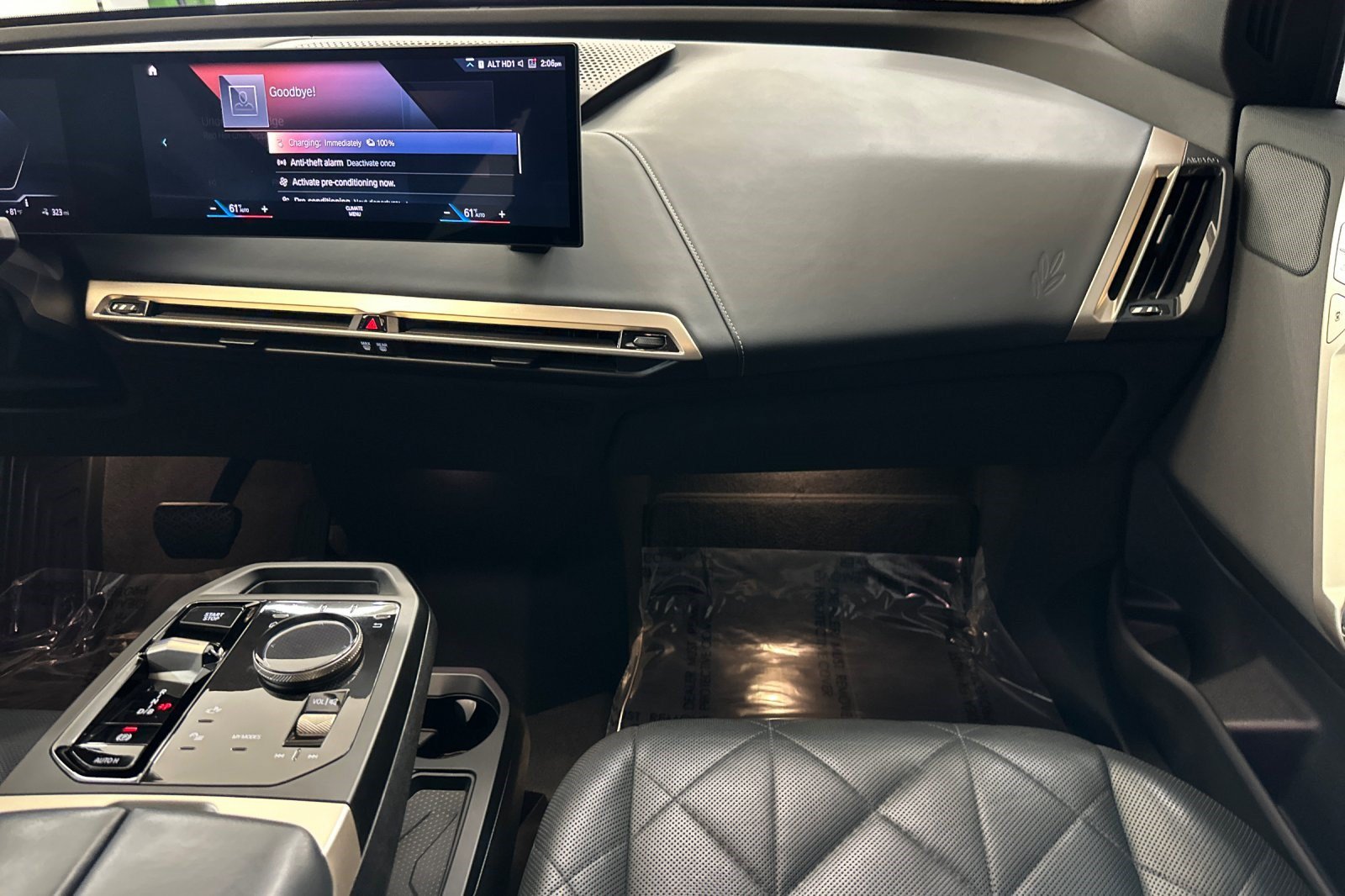 Certified 2023 BMW iX xDrive50 AWD/4WD image 32
