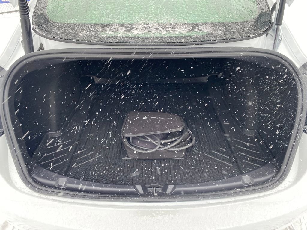 Used 2023 Tesla Model 3 Standard Range image 5