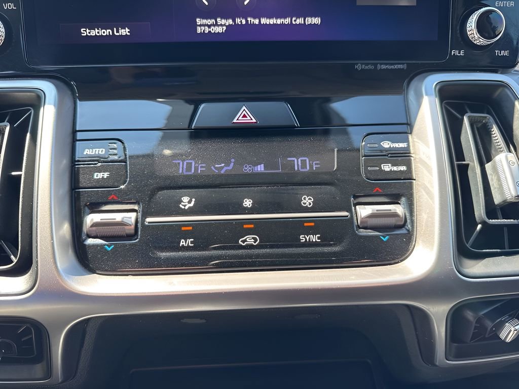 Used 2023 Kia Sorento S w/ Panoramic Sunroof Package image 19