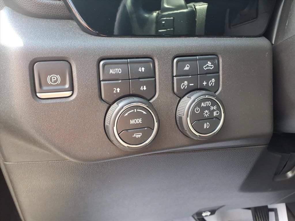 Used 2024 Chevrolet Silverado 1500 ZR2 w/ LPO, Dark Essentials Package AWD/4WD image 18