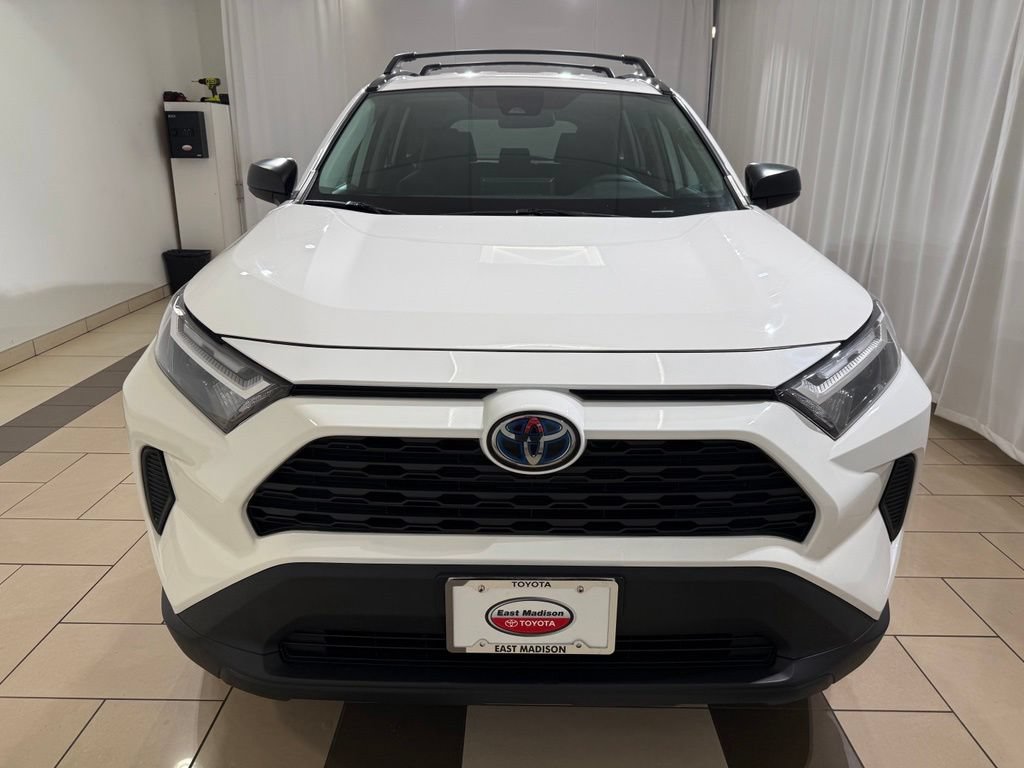 Certified 2024 Toyota RAV4 LE AWD/4WD image 8