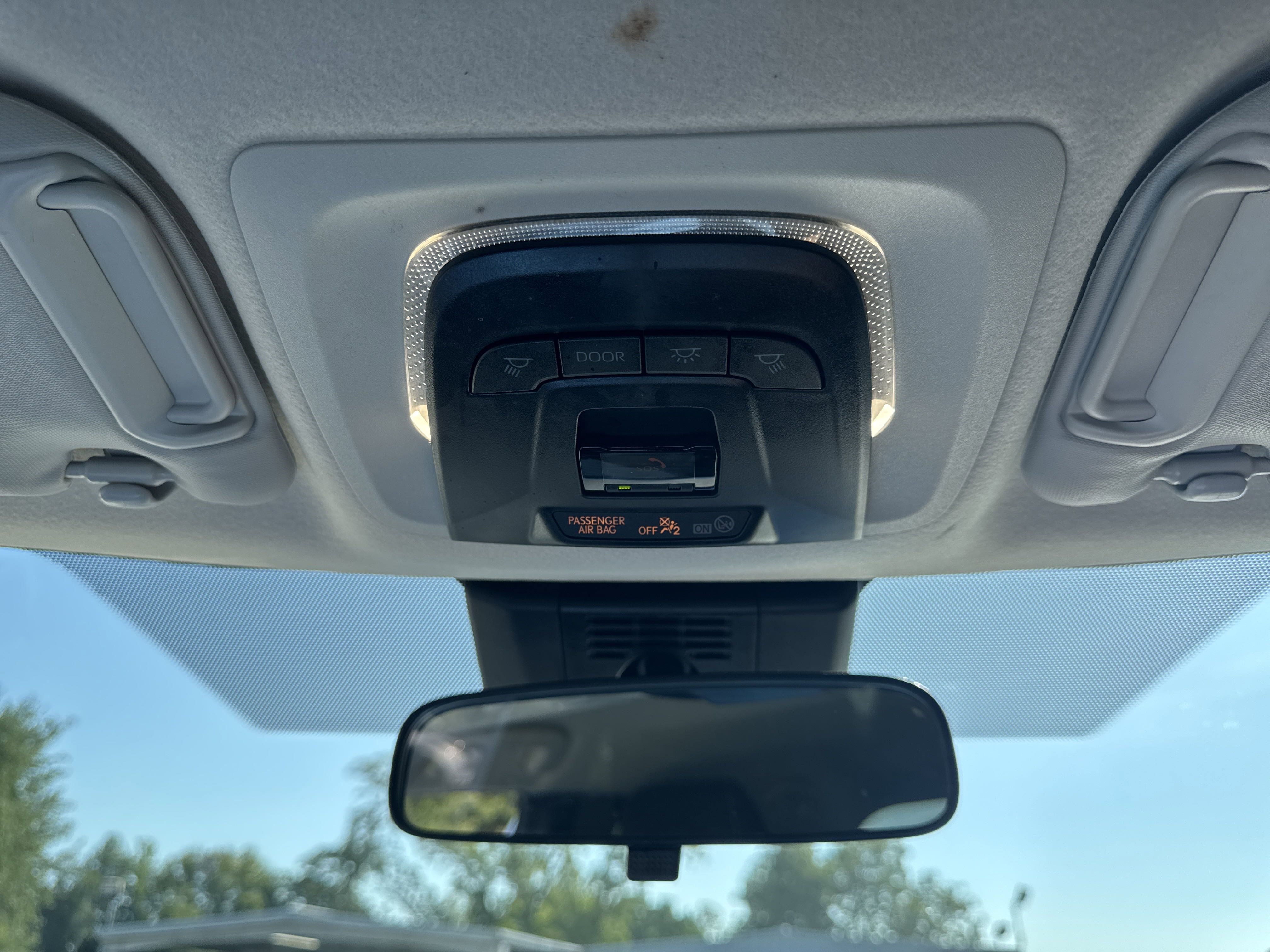 Used 2025 Toyota Corolla LE FWD image 21