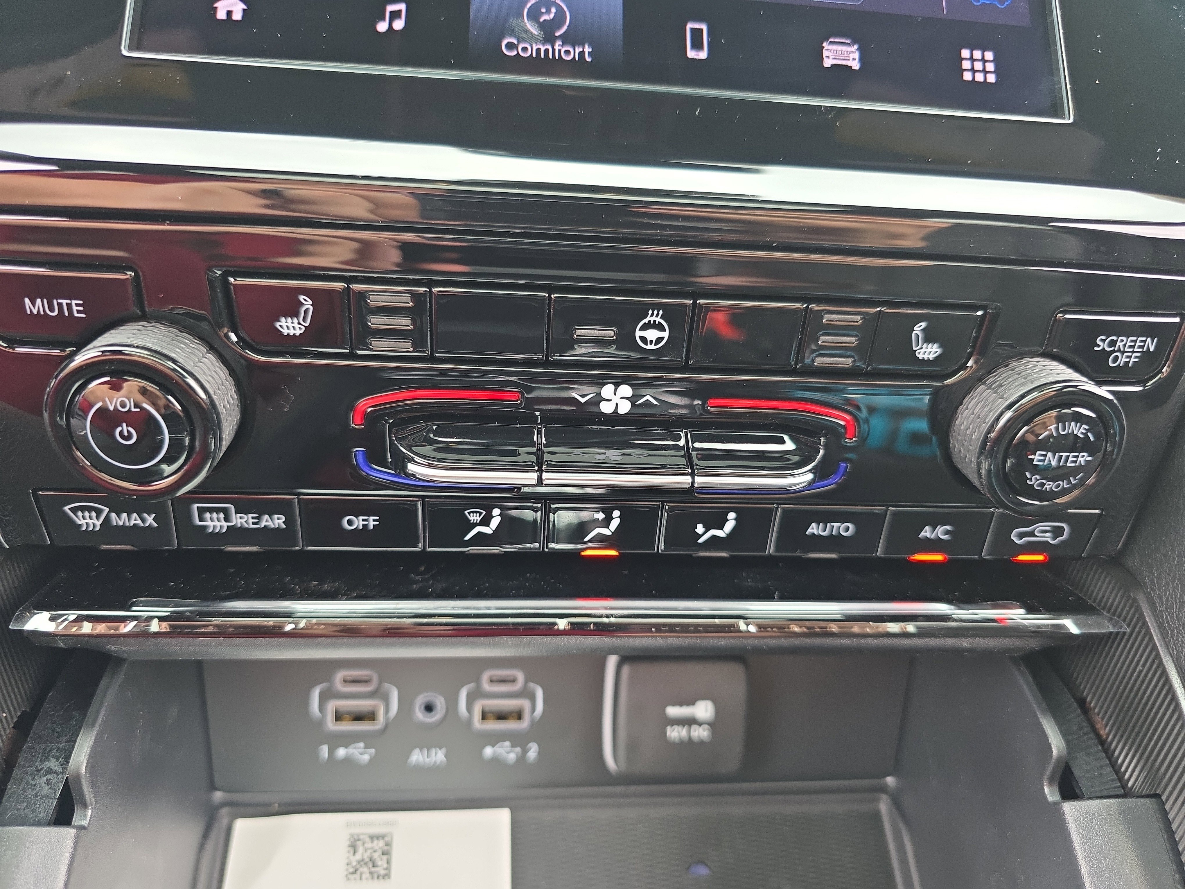 New 2025 Jeep Grand Cherokee L Altitude image 6