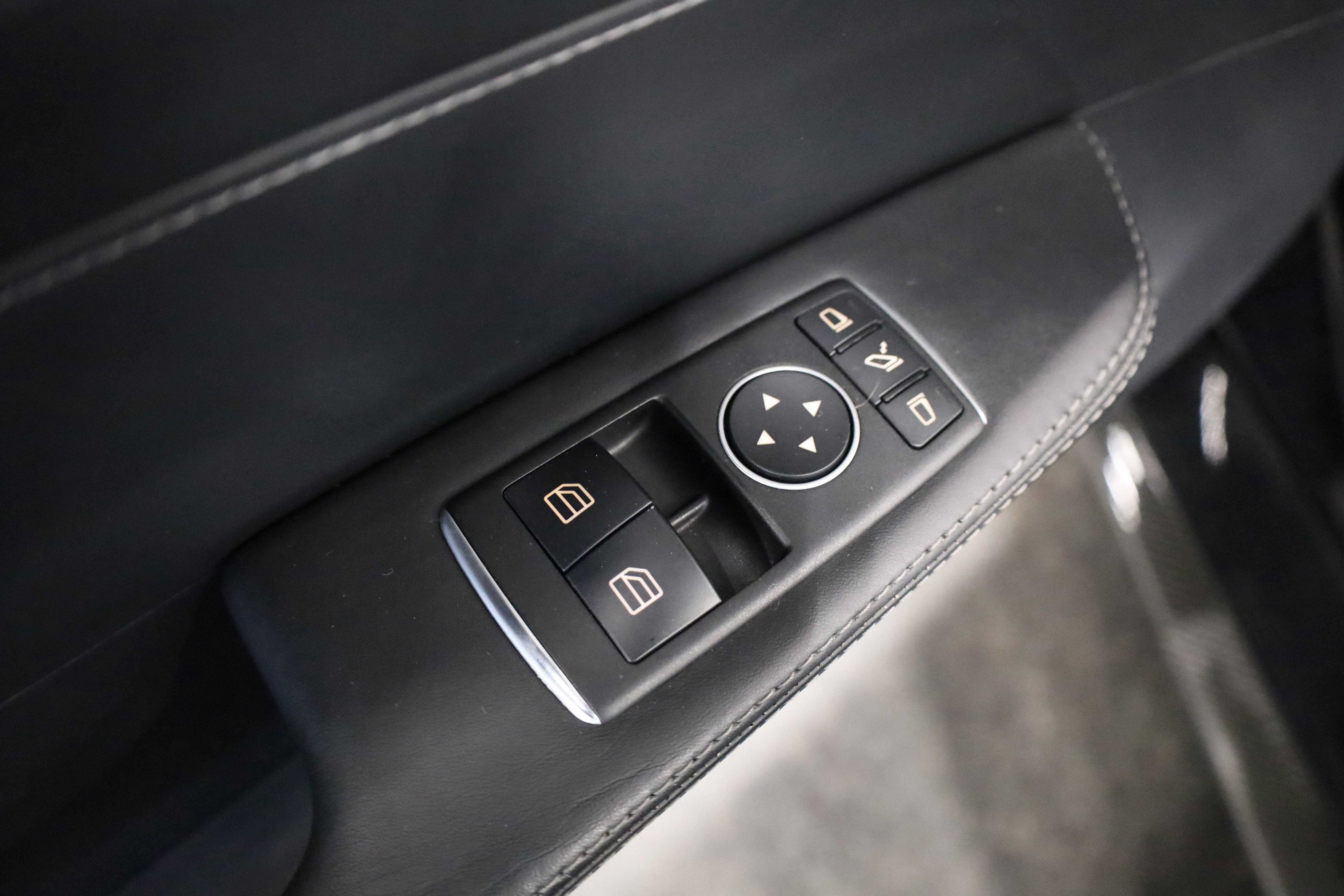 Used 2018 Mercedes-Benz AMG GT C image 18