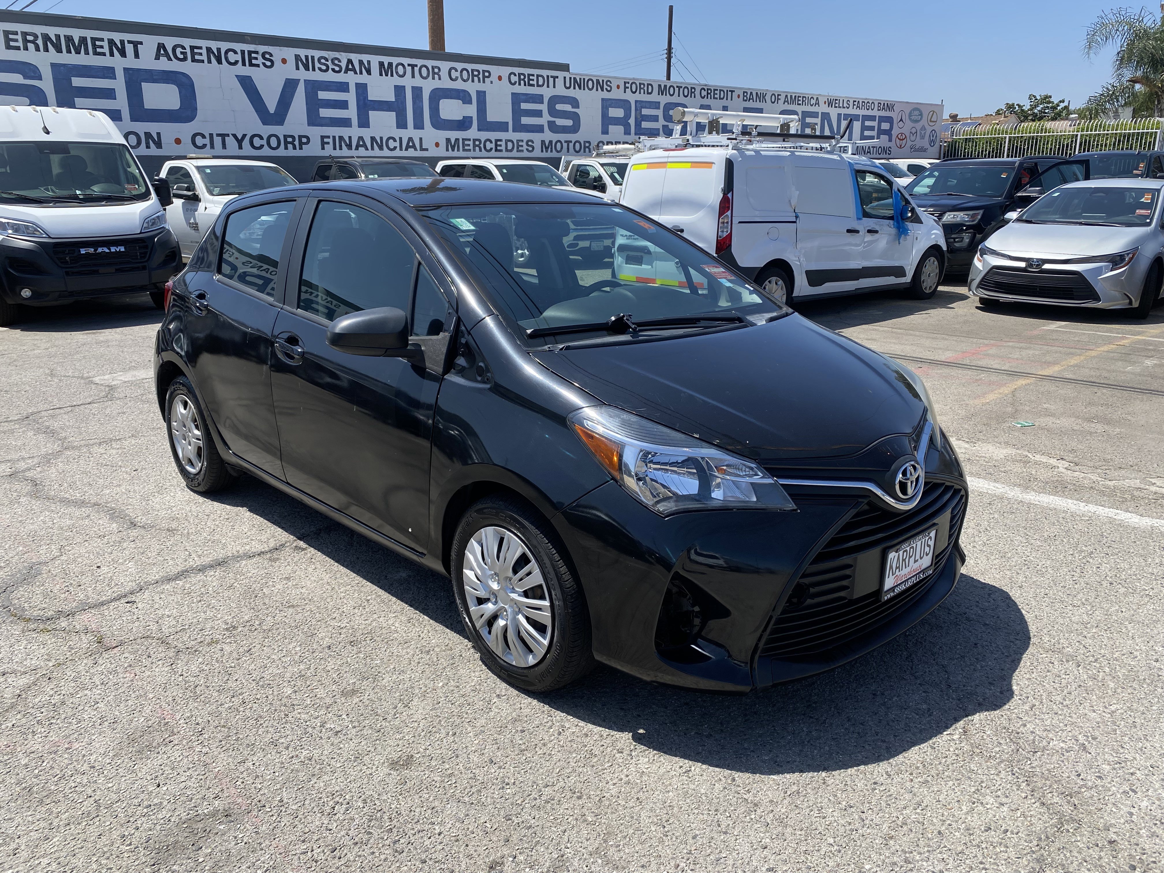 Used 2015 Toyota Yaris L FWD image 6