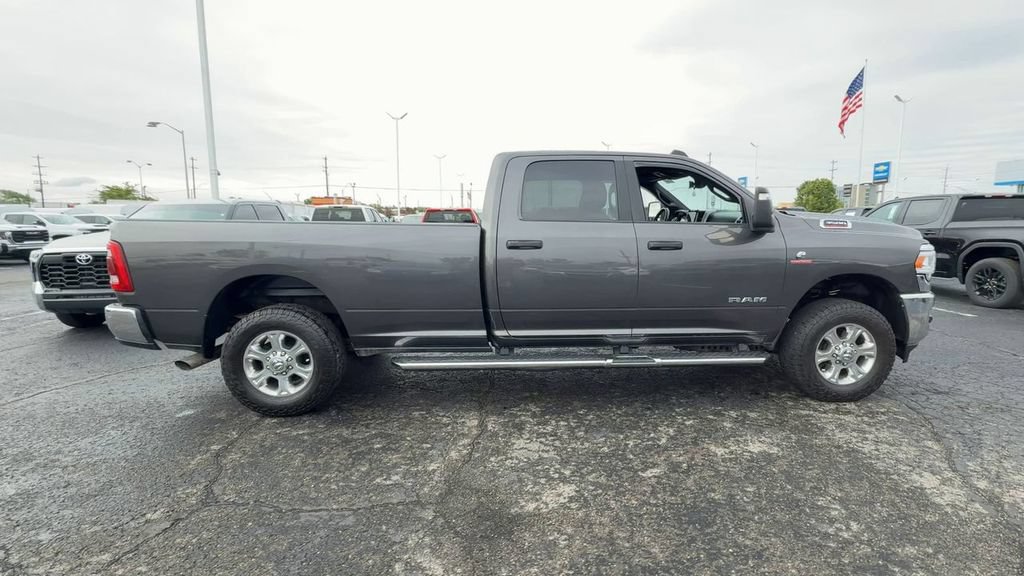 Used 2024 RAM 3500 Big Horn w/ Level 2 Equipment Group AWD/4WD image 9