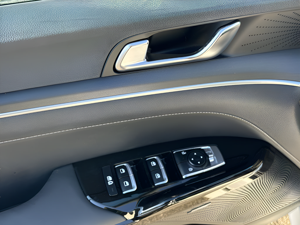New 2026 Kia K5 GT-Line w/ GT-Line Premium Package FWD image 15