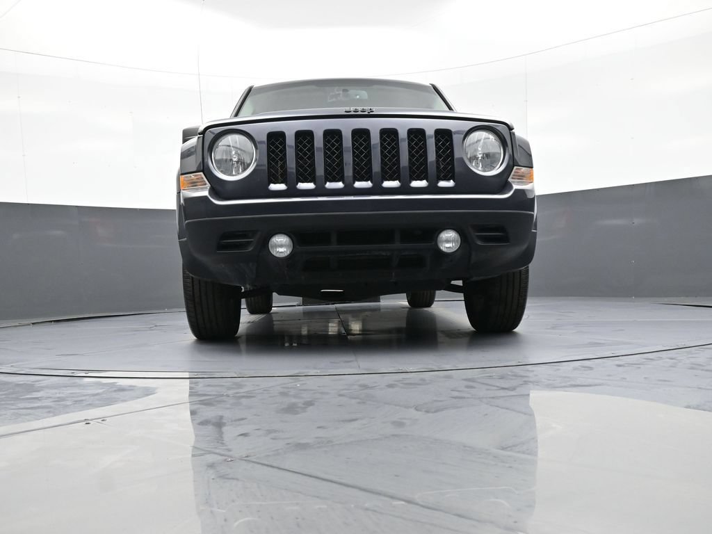 Used 2015 Jeep Patriot Sport w/ Power Value Group FWD image 26