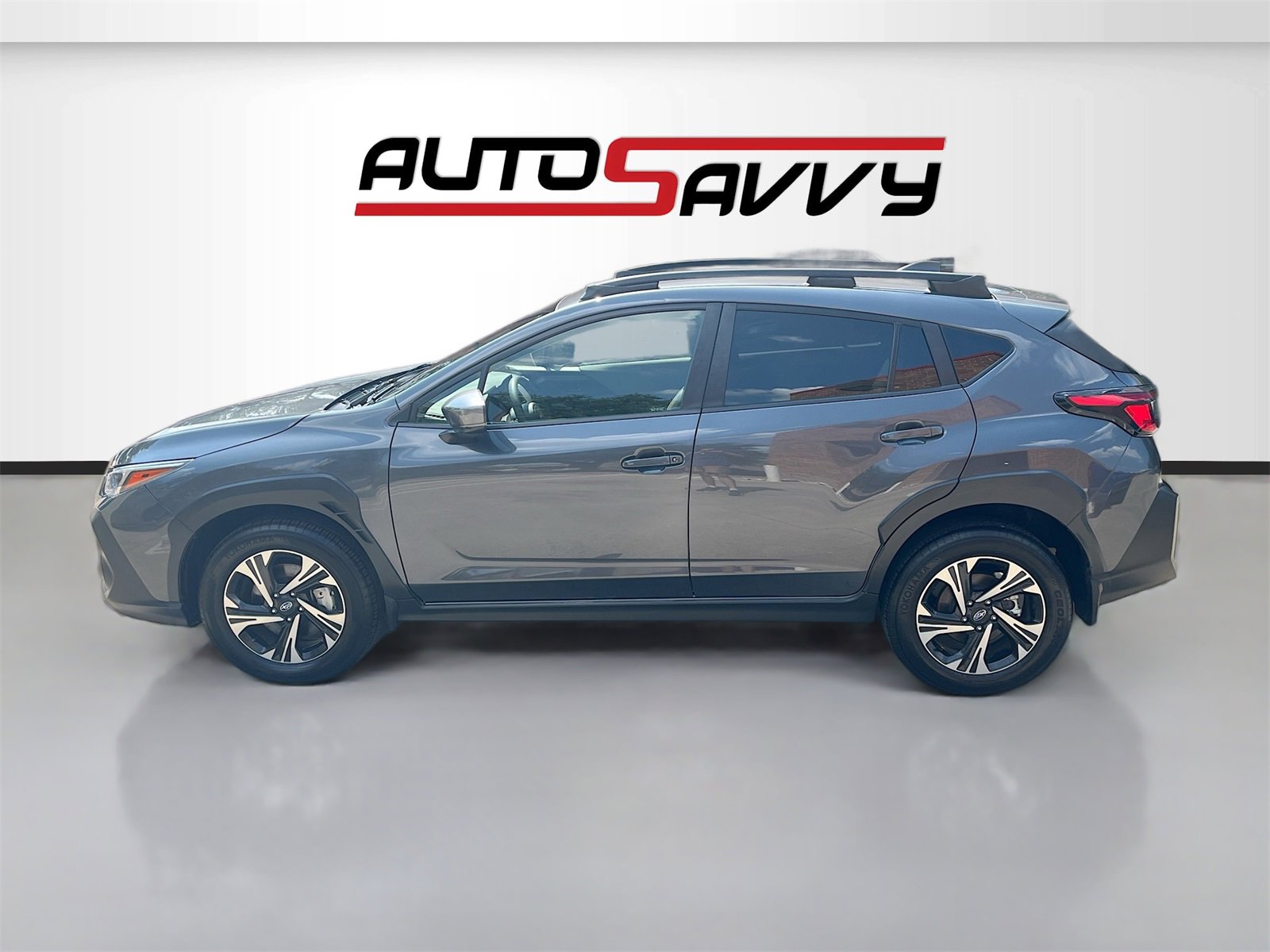 Used 2024 Subaru Crosstrek 2.0i Premium image 4