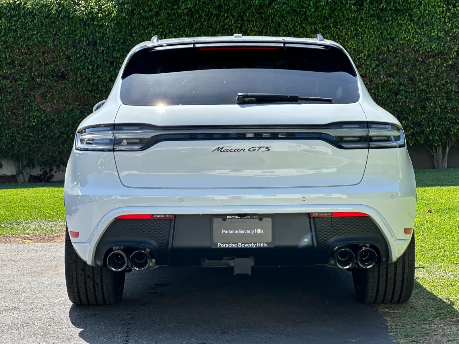 New 2026 Porsche Macan GTS AWD/4WD image 7