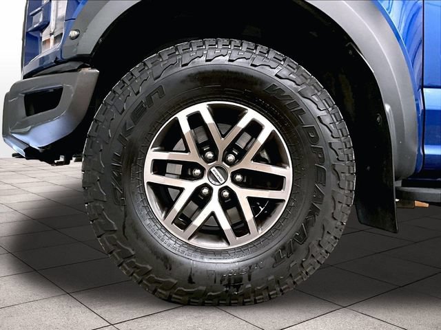 Used 2017 Ford F150 Raptor w/ Equipment Group 802A Luxury AWD/4WD image 9