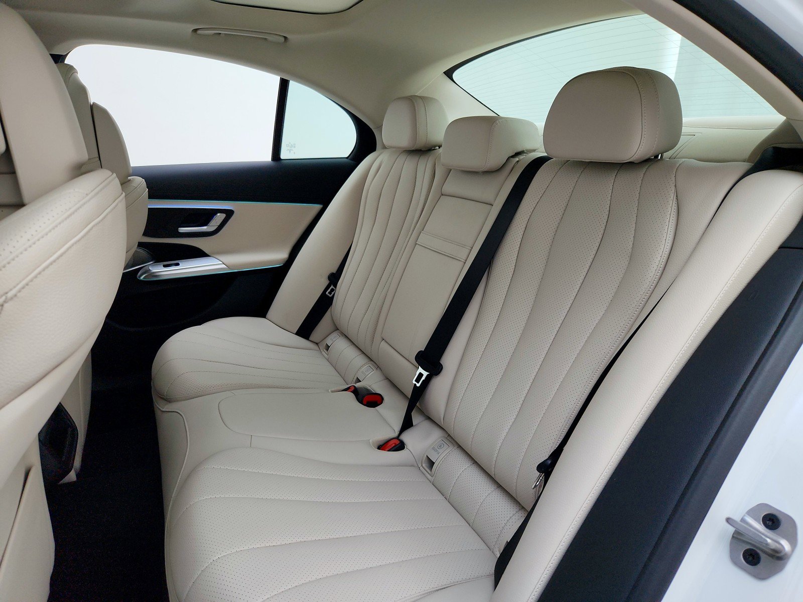 New 2026 Mercedes-Benz E 350 Sedan image 18
