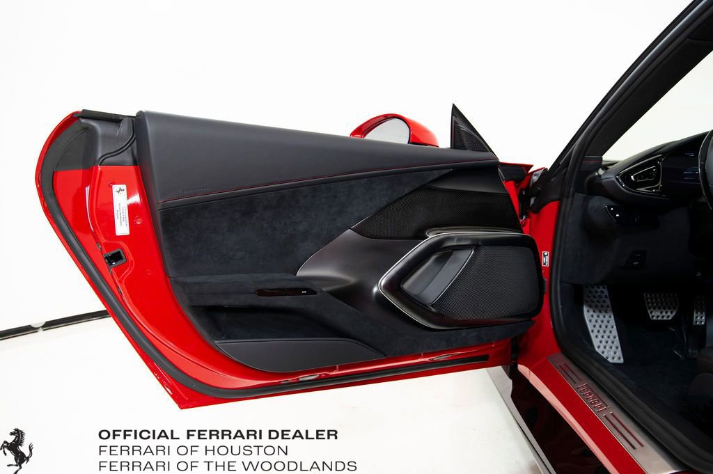 Used 2025 Ferrari 12Cilindri image 26