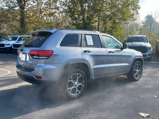 Used 2019 Jeep Grand Cherokee Limited w/ Luxury Group II AWD/4WD image 17