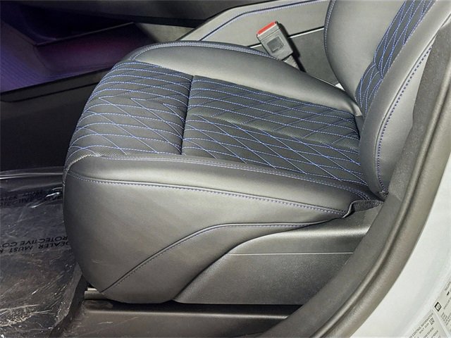 New 2025 Cadillac Escalade IQ Luxury 1 w/ Smart Trailering package image 17